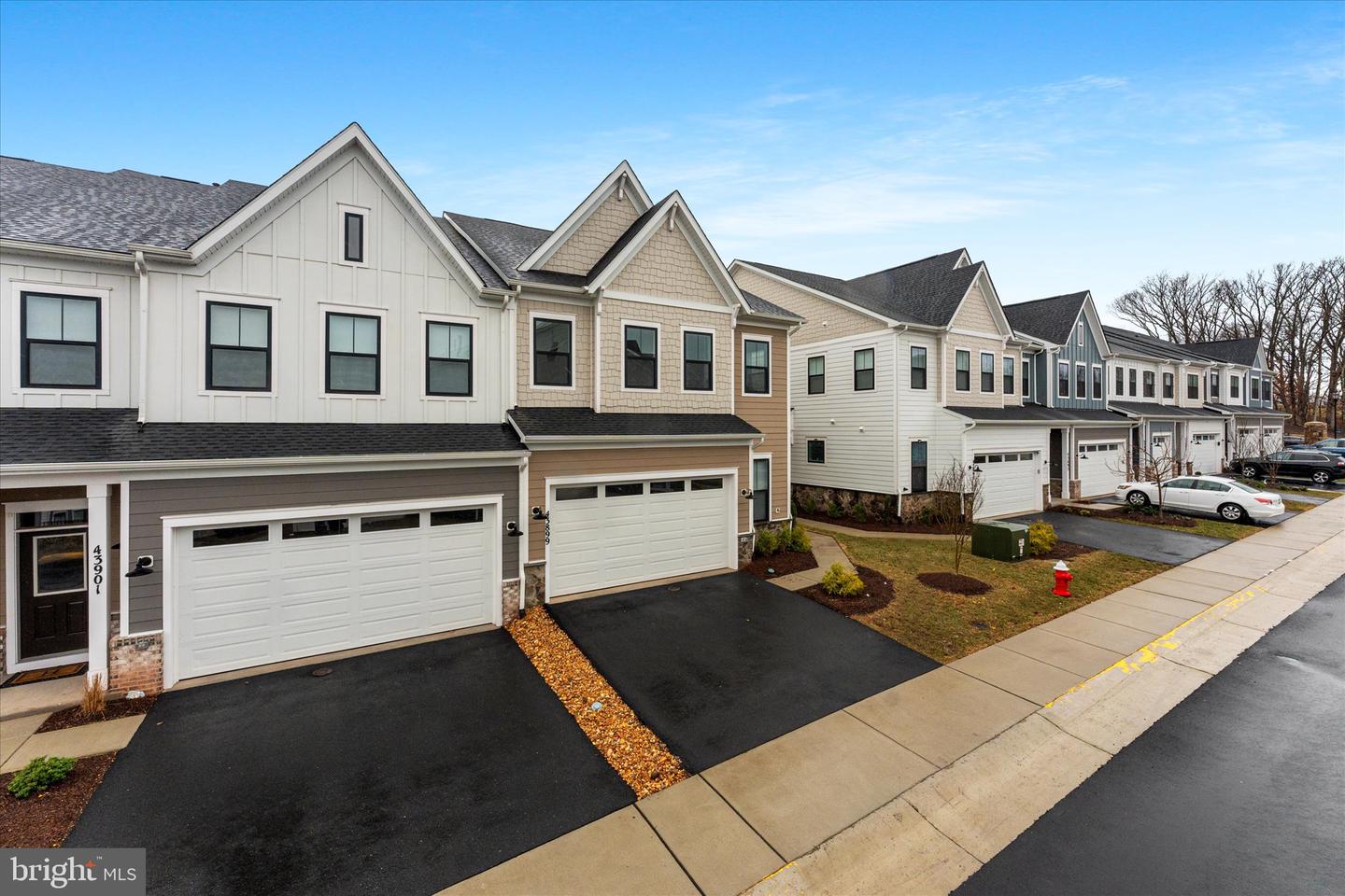 43899 SIREN SONG TER, LEESBURG, Virginia 20176, 3 Bedrooms Bedrooms, ,3 BathroomsBathrooms,Residential,For sale,43899 SIREN SONG TER,VALO2089988 MLS # VALO2089988