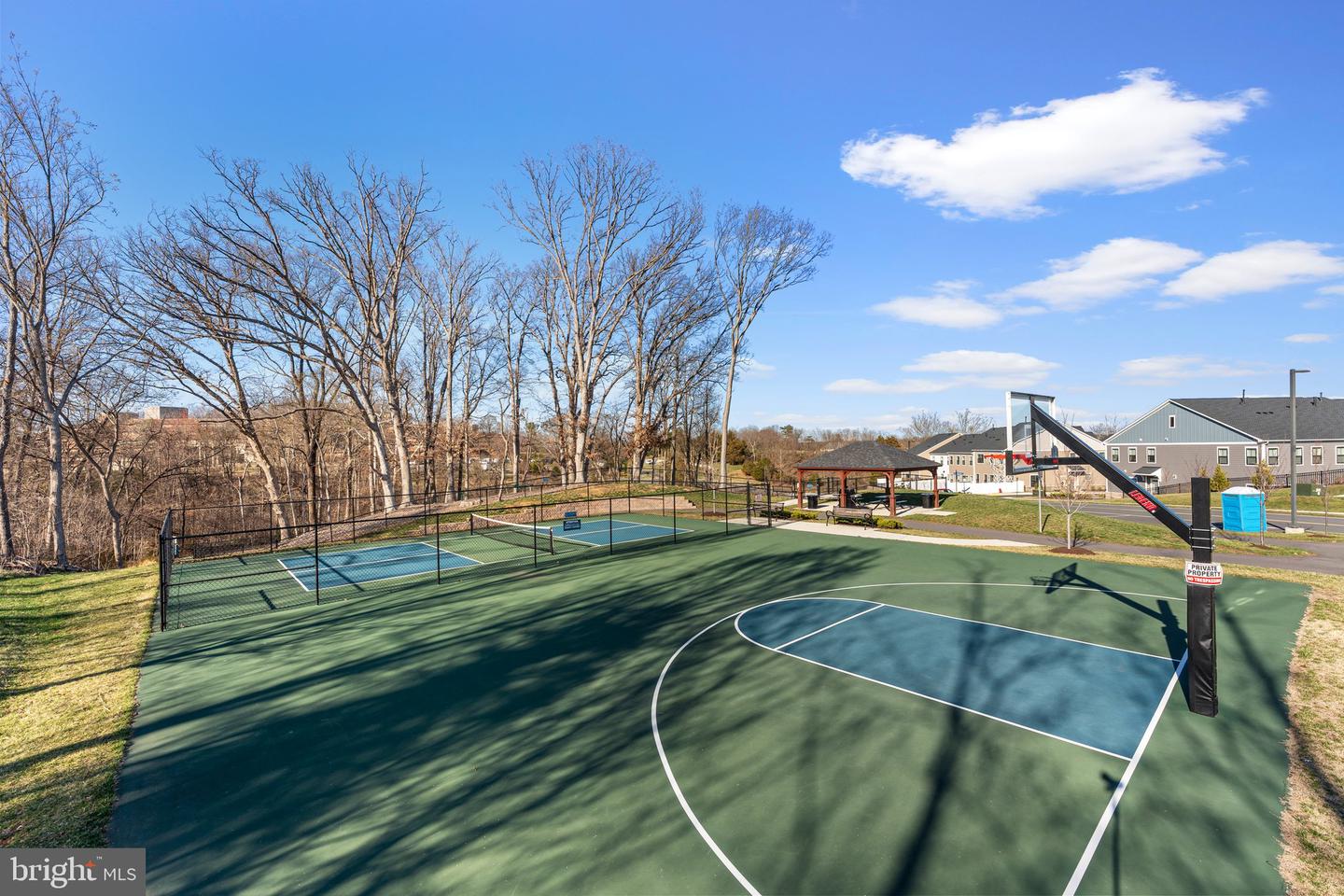 43899 SIREN SONG TER, LEESBURG, Virginia 20176, 3 Bedrooms Bedrooms, ,3 BathroomsBathrooms,Residential,For sale,43899 SIREN SONG TER,VALO2089988 MLS # VALO2089988