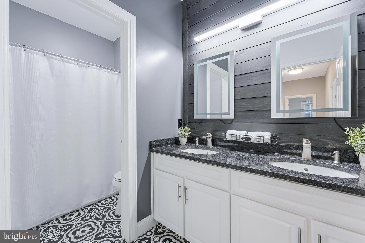 9266 SUMNER LAKE BLVD, MANASSAS, Virginia 20110, 5 Bedrooms Bedrooms, ,3 BathroomsBathrooms,Residential,For sale,9266 SUMNER LAKE BLVD,VAMN2007850 MLS # VAMN2007850