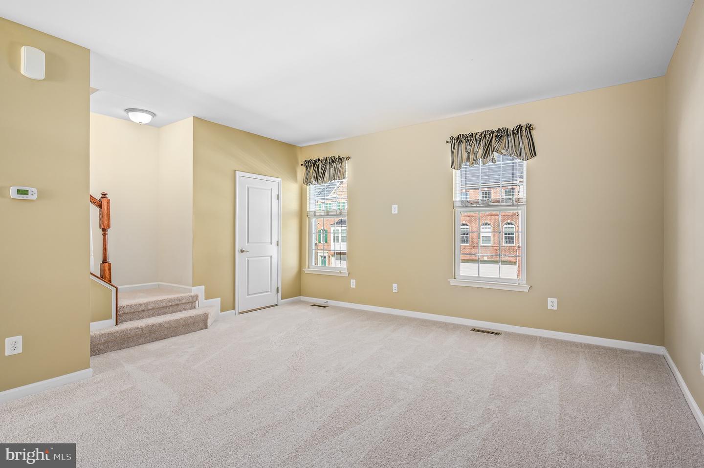 22930 CHINKAPIN OAK TER, STERLING, Virginia 20166, 3 Bedrooms Bedrooms, ,2 BathroomsBathrooms,Residential,For sale,22930 CHINKAPIN OAK TER,VALO2090468 MLS # VALO2090468