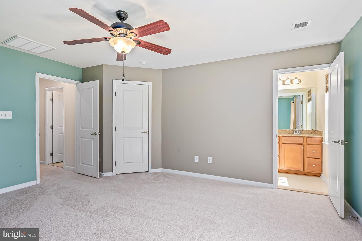 22930 CHINKAPIN OAK TER, STERLING, Virginia 20166, 3 Bedrooms Bedrooms, ,2 BathroomsBathrooms,Residential,For sale,22930 CHINKAPIN OAK TER,VALO2090468 MLS # VALO2090468