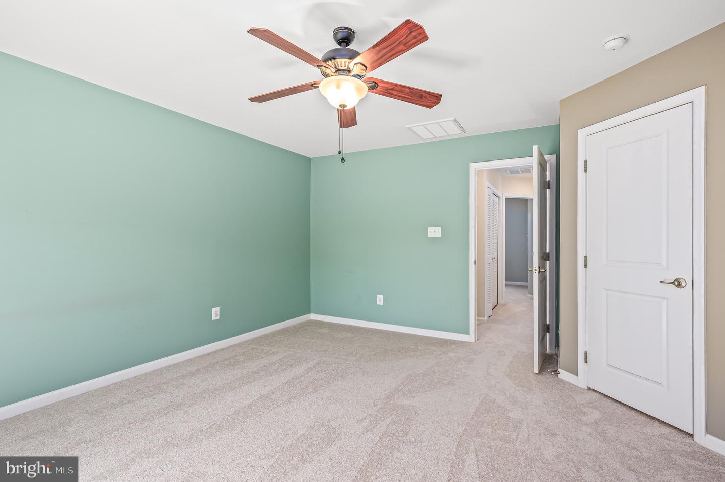 22930 CHINKAPIN OAK TER, STERLING, Virginia 20166, 3 Bedrooms Bedrooms, ,2 BathroomsBathrooms,Residential,For sale,22930 CHINKAPIN OAK TER,VALO2090468 MLS # VALO2090468