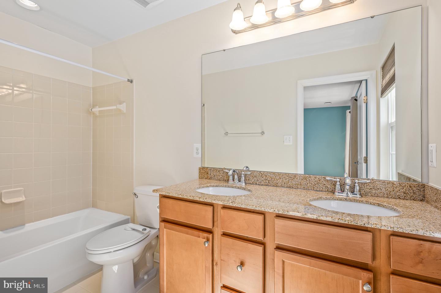 22930 CHINKAPIN OAK TER, STERLING, Virginia 20166, 3 Bedrooms Bedrooms, ,2 BathroomsBathrooms,Residential,For sale,22930 CHINKAPIN OAK TER,VALO2090468 MLS # VALO2090468