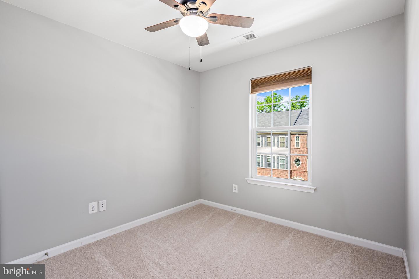 22930 CHINKAPIN OAK TER, STERLING, Virginia 20166, 3 Bedrooms Bedrooms, ,2 BathroomsBathrooms,Residential,For sale,22930 CHINKAPIN OAK TER,VALO2090468 MLS # VALO2090468