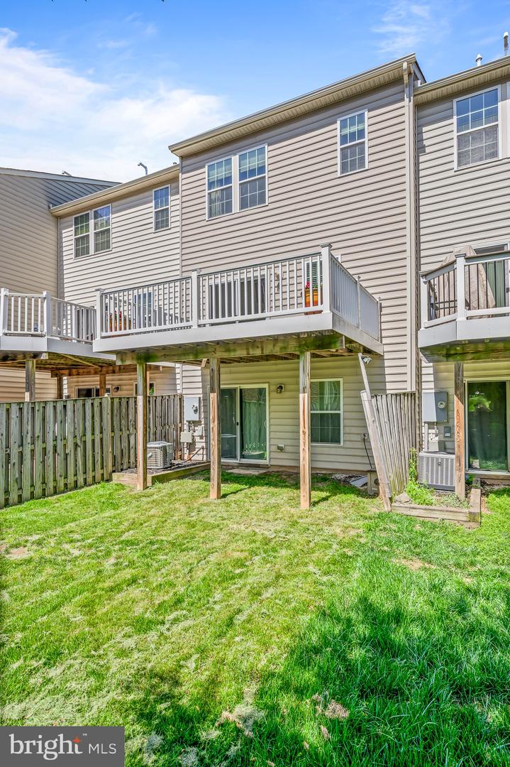 22930 CHINKAPIN OAK TER, STERLING, Virginia 20166, 3 Bedrooms Bedrooms, ,2 BathroomsBathrooms,Residential,For sale,22930 CHINKAPIN OAK TER,VALO2090468 MLS # VALO2090468