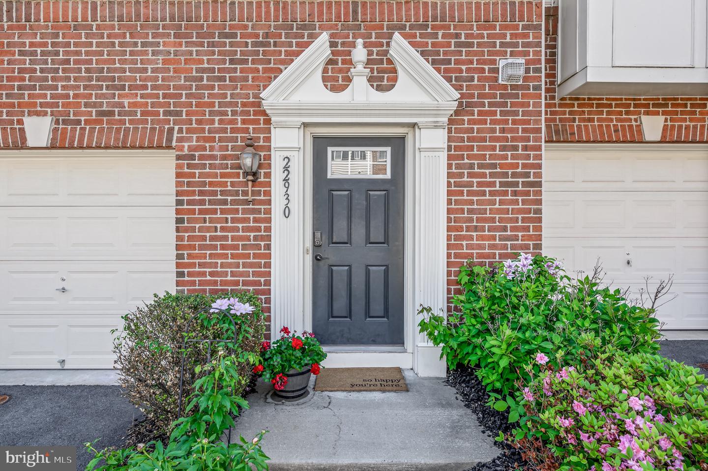 22930 CHINKAPIN OAK TER, STERLING, Virginia 20166, 3 Bedrooms Bedrooms, ,2 BathroomsBathrooms,Residential,For sale,22930 CHINKAPIN OAK TER,VALO2090468 MLS # VALO2090468