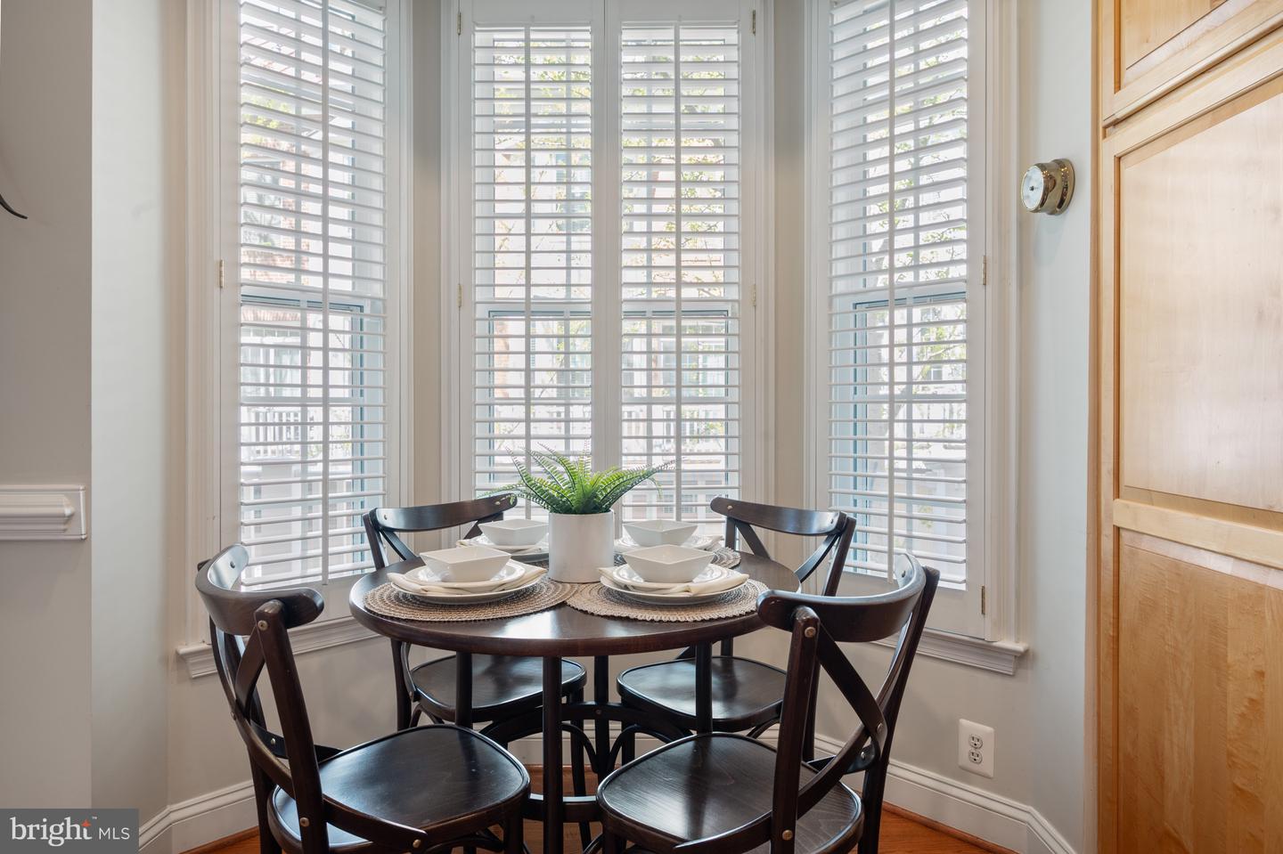 614 N PITT ST N, ALEXANDRIA, Virginia 22314, 3 Bedrooms Bedrooms, ,3 BathroomsBathrooms,Residential,For sale,614 N PITT ST N,VAAX2042766 MLS # VAAX2042766