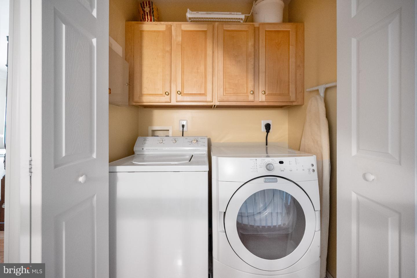 614 N PITT ST N, ALEXANDRIA, Virginia 22314, 3 Bedrooms Bedrooms, ,3 BathroomsBathrooms,Residential,For sale,614 N PITT ST N,VAAX2042766 MLS # VAAX2042766
