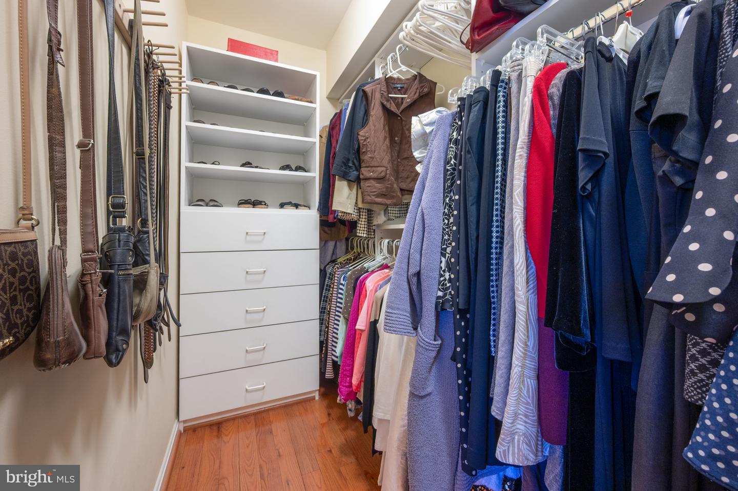 614 N PITT ST N, ALEXANDRIA, Virginia 22314, 3 Bedrooms Bedrooms, ,3 BathroomsBathrooms,Residential,For sale,614 N PITT ST N,VAAX2042766 MLS # VAAX2042766