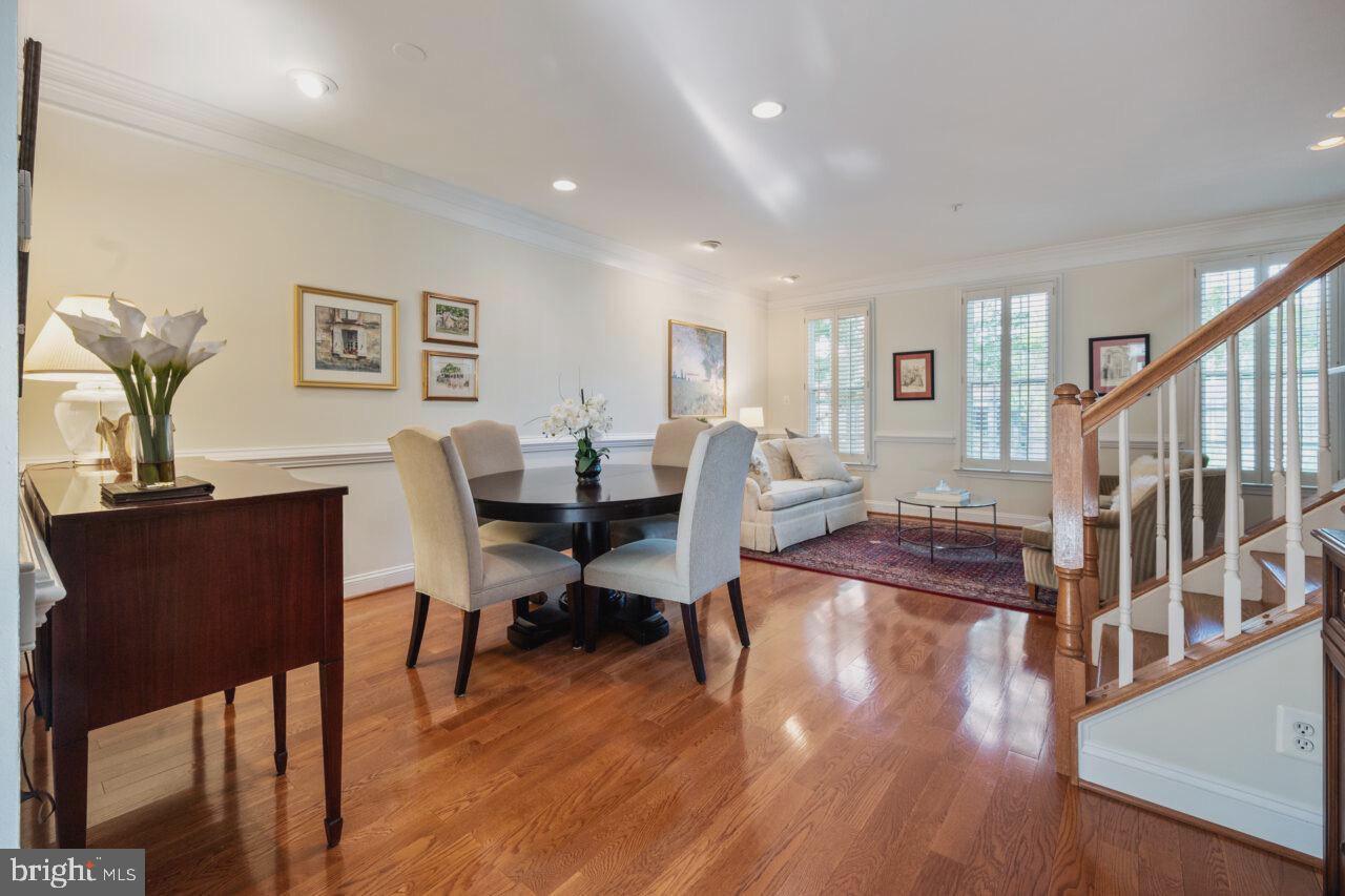614 N PITT ST N, ALEXANDRIA, Virginia 22314, 3 Bedrooms Bedrooms, ,3 BathroomsBathrooms,Residential,For sale,614 N PITT ST N,VAAX2042766 MLS # VAAX2042766