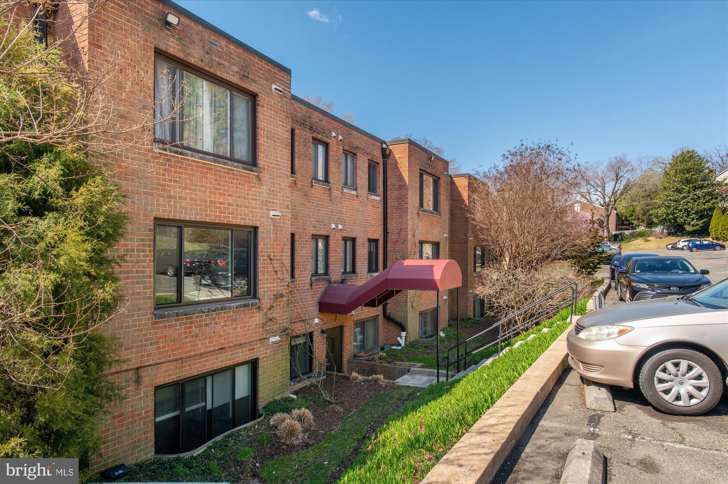 4545 MACARTHUR BLVD NW #G2, WASHINGTON, District Of Columbia 20007, 1 Bedroom Bedrooms, ,1 BathroomBathrooms,Residential,For sale,4545 MACARTHUR BLVD NW #G2,DCDC2191624 MLS # DCDC2191624