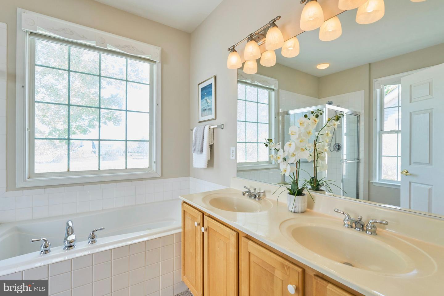 13668 HERITAGE VALLEY WAY, GAINESVILLE, Virginia 20155, 4 Bedrooms Bedrooms, ,3 BathroomsBathrooms,Residential,For sale,13668 HERITAGE VALLEY WAY,VAPW2090406 MLS # VAPW2090406