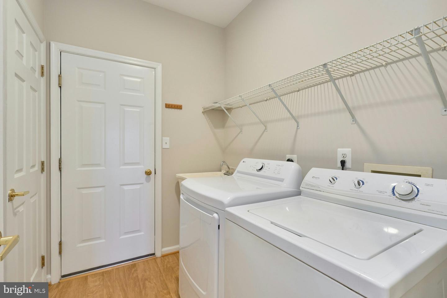 13668 HERITAGE VALLEY WAY, GAINESVILLE, Virginia 20155, 4 Bedrooms Bedrooms, ,3 BathroomsBathrooms,Residential,For sale,13668 HERITAGE VALLEY WAY,VAPW2090406 MLS # VAPW2090406