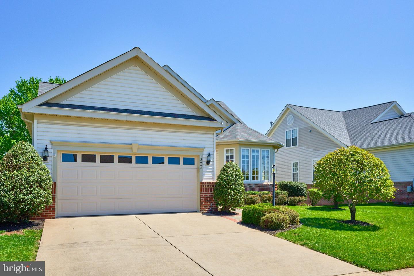 13668 HERITAGE VALLEY WAY, GAINESVILLE, Virginia 20155, 4 Bedrooms Bedrooms, ,3 BathroomsBathrooms,Residential,For sale,13668 HERITAGE VALLEY WAY,VAPW2090406 MLS # VAPW2090406