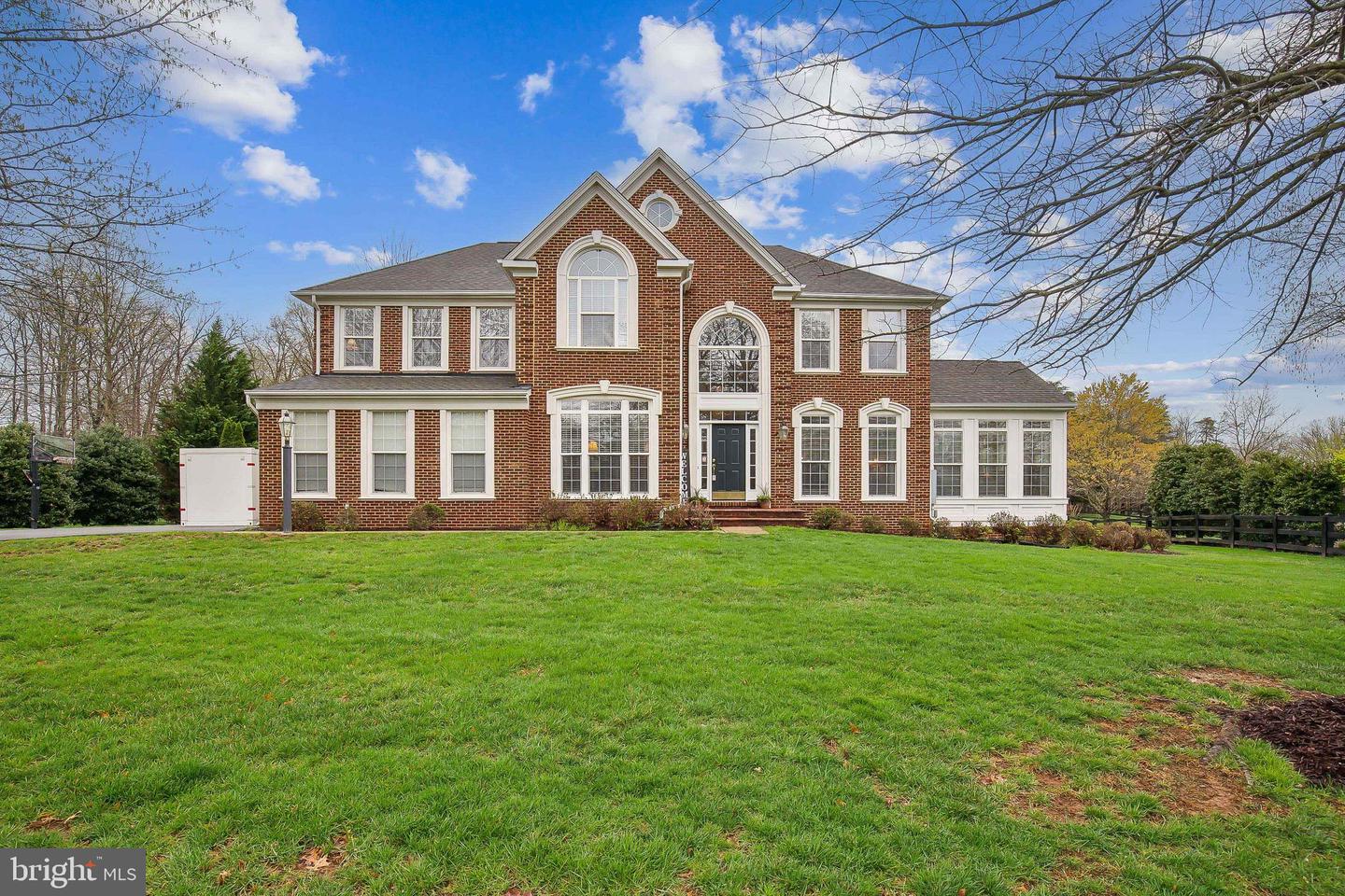 7664 GREAT DOVER ST, GAINESVILLE, Virginia 20155, 4 Bedrooms Bedrooms, ,3 BathroomsBathrooms,Residential,For sale,7664 GREAT DOVER ST,VAPW2090486 MLS # VAPW2090486