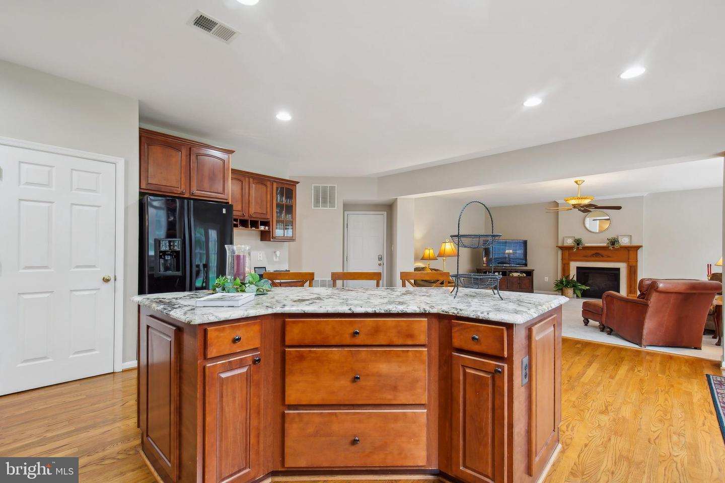 7664 GREAT DOVER ST, GAINESVILLE, Virginia 20155, 4 Bedrooms Bedrooms, ,3 BathroomsBathrooms,Residential,For sale,7664 GREAT DOVER ST,VAPW2090486 MLS # VAPW2090486