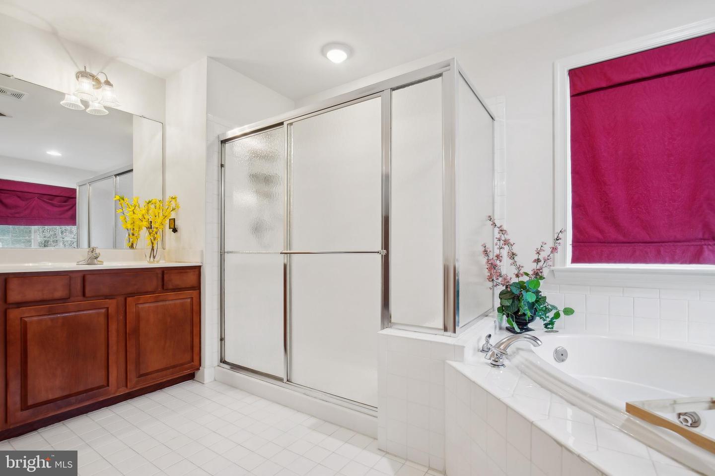 7664 GREAT DOVER ST, GAINESVILLE, Virginia 20155, 4 Bedrooms Bedrooms, ,3 BathroomsBathrooms,Residential,For sale,7664 GREAT DOVER ST,VAPW2090486 MLS # VAPW2090486