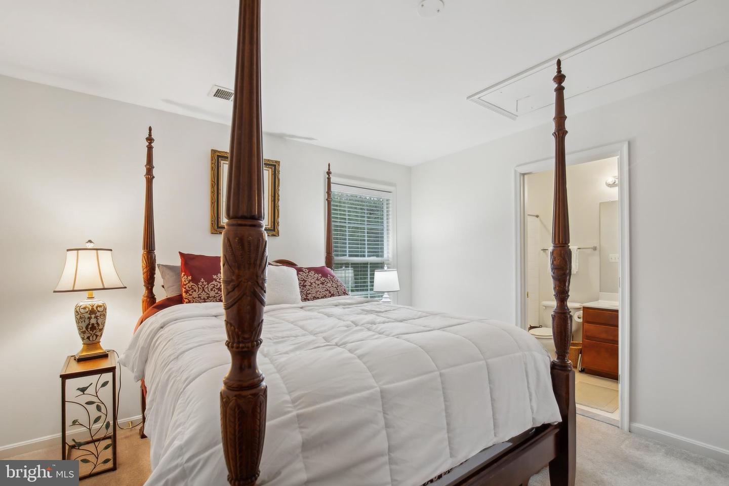 7664 GREAT DOVER ST, GAINESVILLE, Virginia 20155, 4 Bedrooms Bedrooms, ,3 BathroomsBathrooms,Residential,For sale,7664 GREAT DOVER ST,VAPW2090486 MLS # VAPW2090486