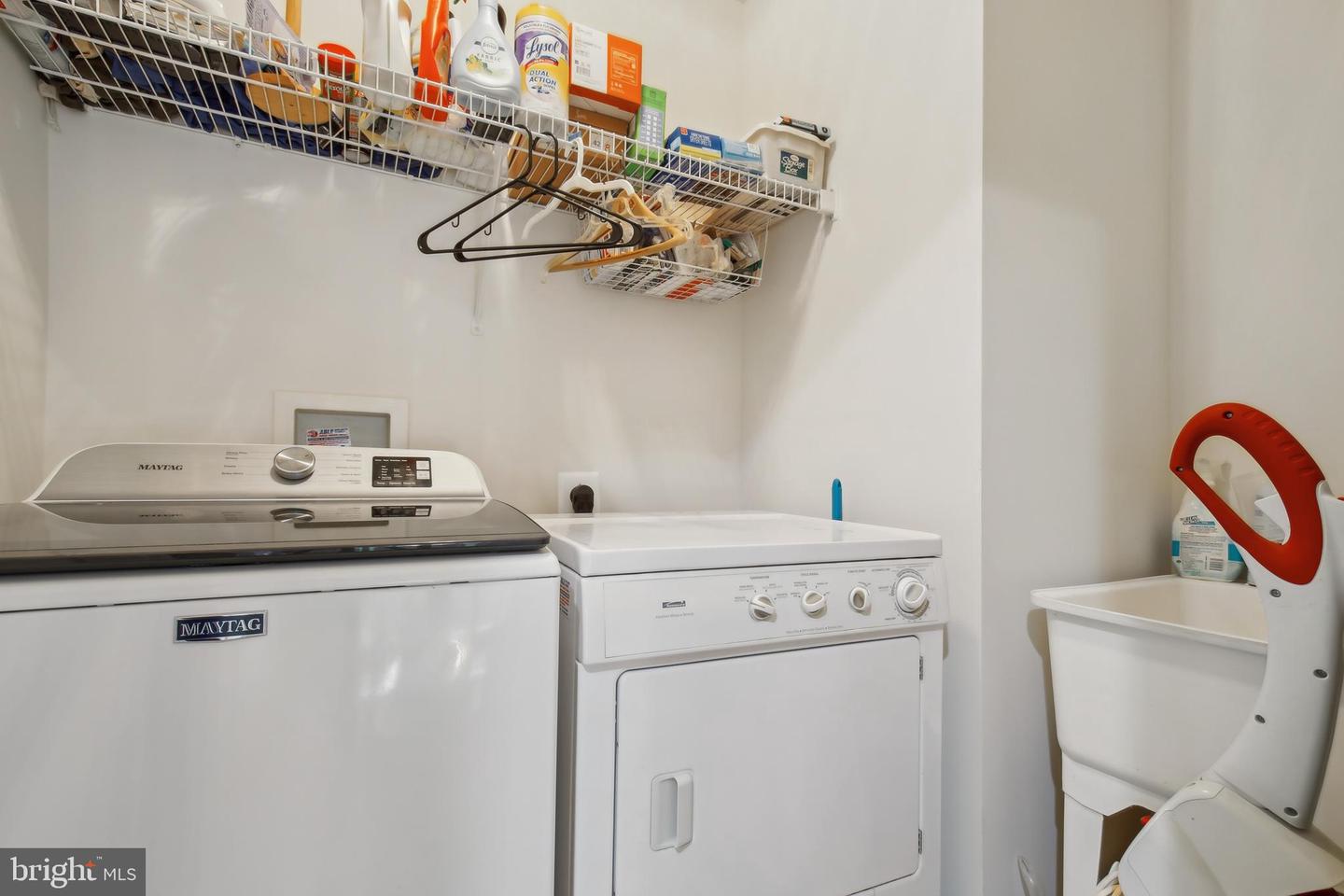 7664 GREAT DOVER ST, GAINESVILLE, Virginia 20155, 4 Bedrooms Bedrooms, ,3 BathroomsBathrooms,Residential,For sale,7664 GREAT DOVER ST,VAPW2090486 MLS # VAPW2090486