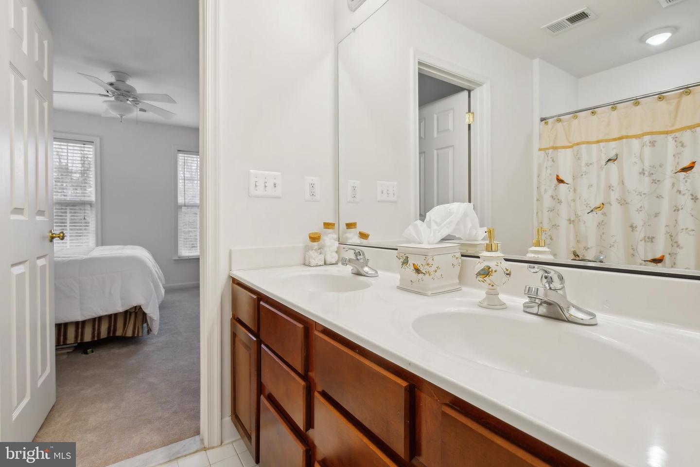 7664 GREAT DOVER ST, GAINESVILLE, Virginia 20155, 4 Bedrooms Bedrooms, ,3 BathroomsBathrooms,Residential,For sale,7664 GREAT DOVER ST,VAPW2090486 MLS # VAPW2090486