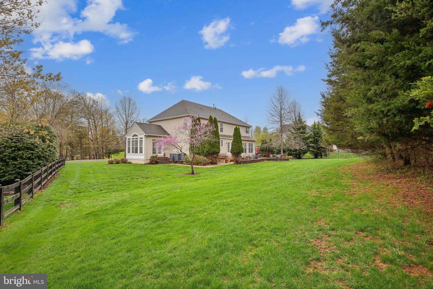 7664 GREAT DOVER ST, GAINESVILLE, Virginia 20155, 4 Bedrooms Bedrooms, ,3 BathroomsBathrooms,Residential,For sale,7664 GREAT DOVER ST,VAPW2090486 MLS # VAPW2090486