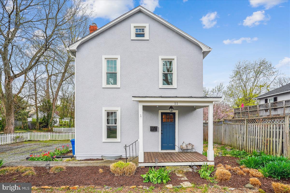 11 SWAN AVE, BERRYVILLE, Virginia 22611, 4 Bedrooms Bedrooms, ,1 BathroomBathrooms,Residential,For sale,11 SWAN AVE,VACL2003556 MLS # VACL2003556