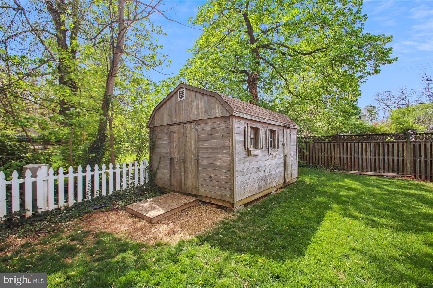 11 SWAN AVE, BERRYVILLE, Virginia 22611, 4 Bedrooms Bedrooms, ,1 BathroomBathrooms,Residential,For sale,11 SWAN AVE,VACL2003556 MLS # VACL2003556