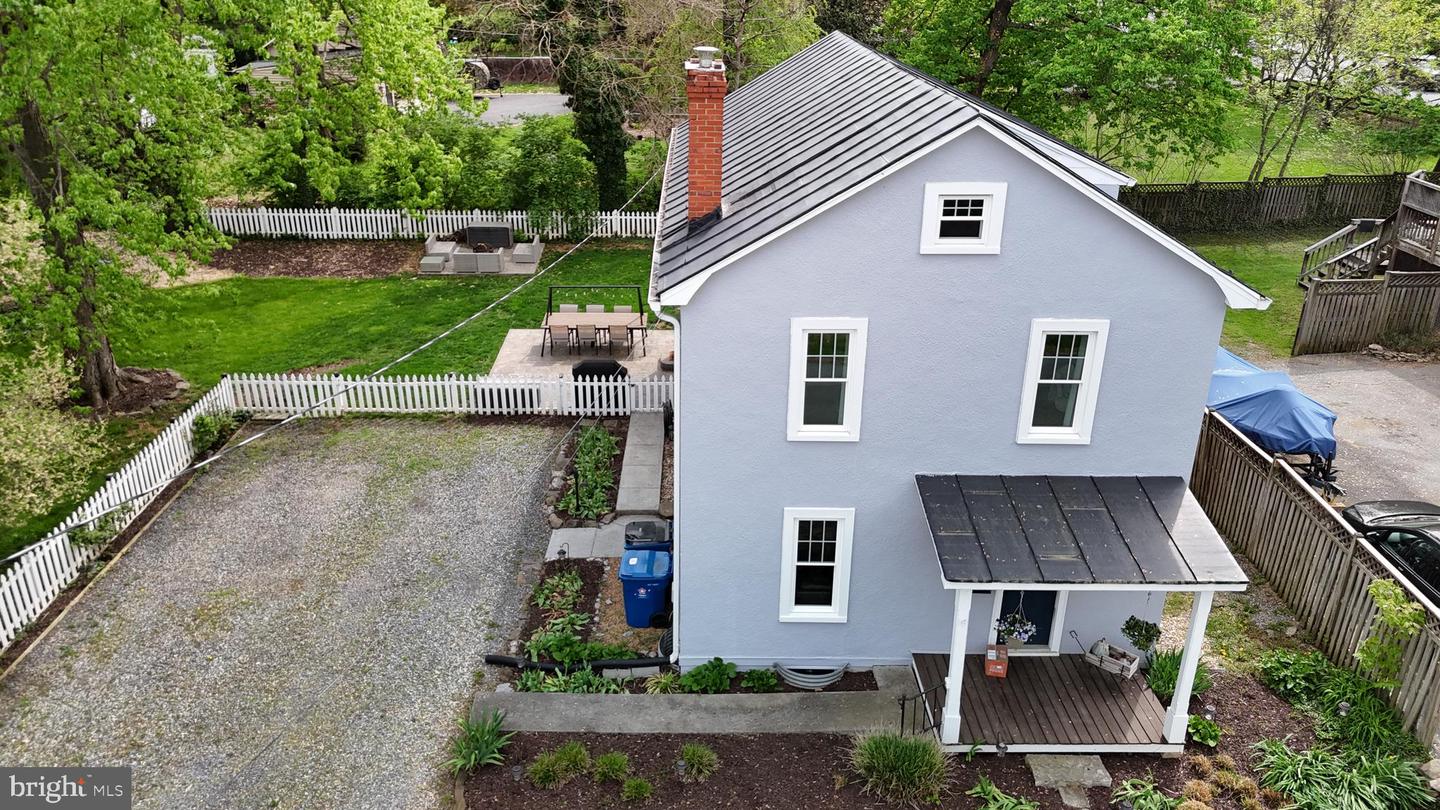 11 SWAN AVE, BERRYVILLE, Virginia 22611, 4 Bedrooms Bedrooms, ,1 BathroomBathrooms,Residential,For sale,11 SWAN AVE,VACL2003556 MLS # VACL2003556