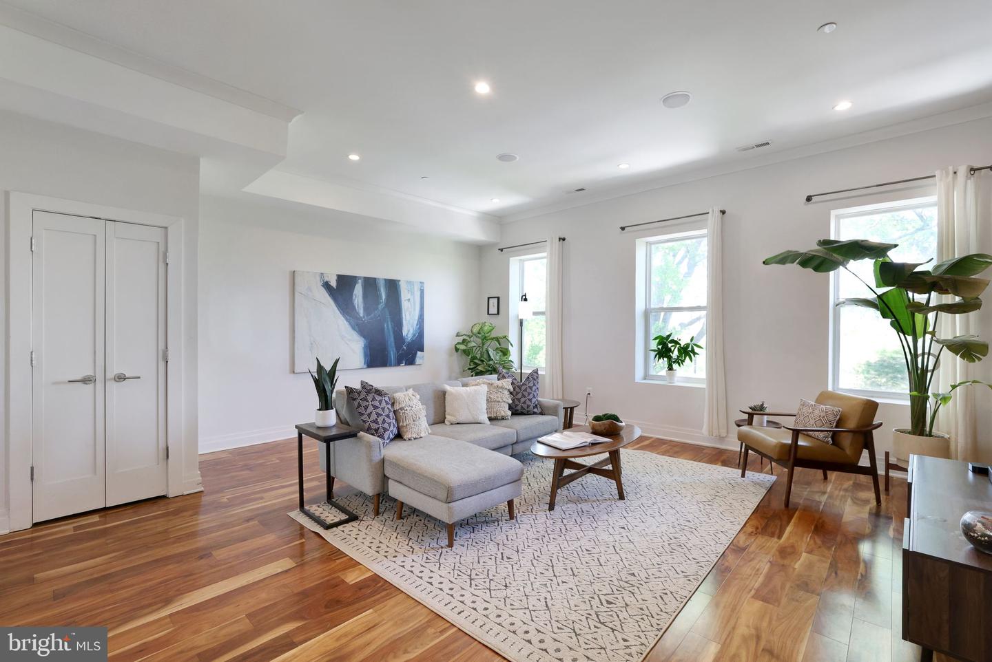 46 CHANNING ST NW #2, WASHINGTON, District Of Columbia 20001, 2 Bedrooms Bedrooms, ,2 BathroomsBathrooms,Residential,For sale,46 CHANNING ST NW #2,DCDC2193056 MLS # DCDC2193056