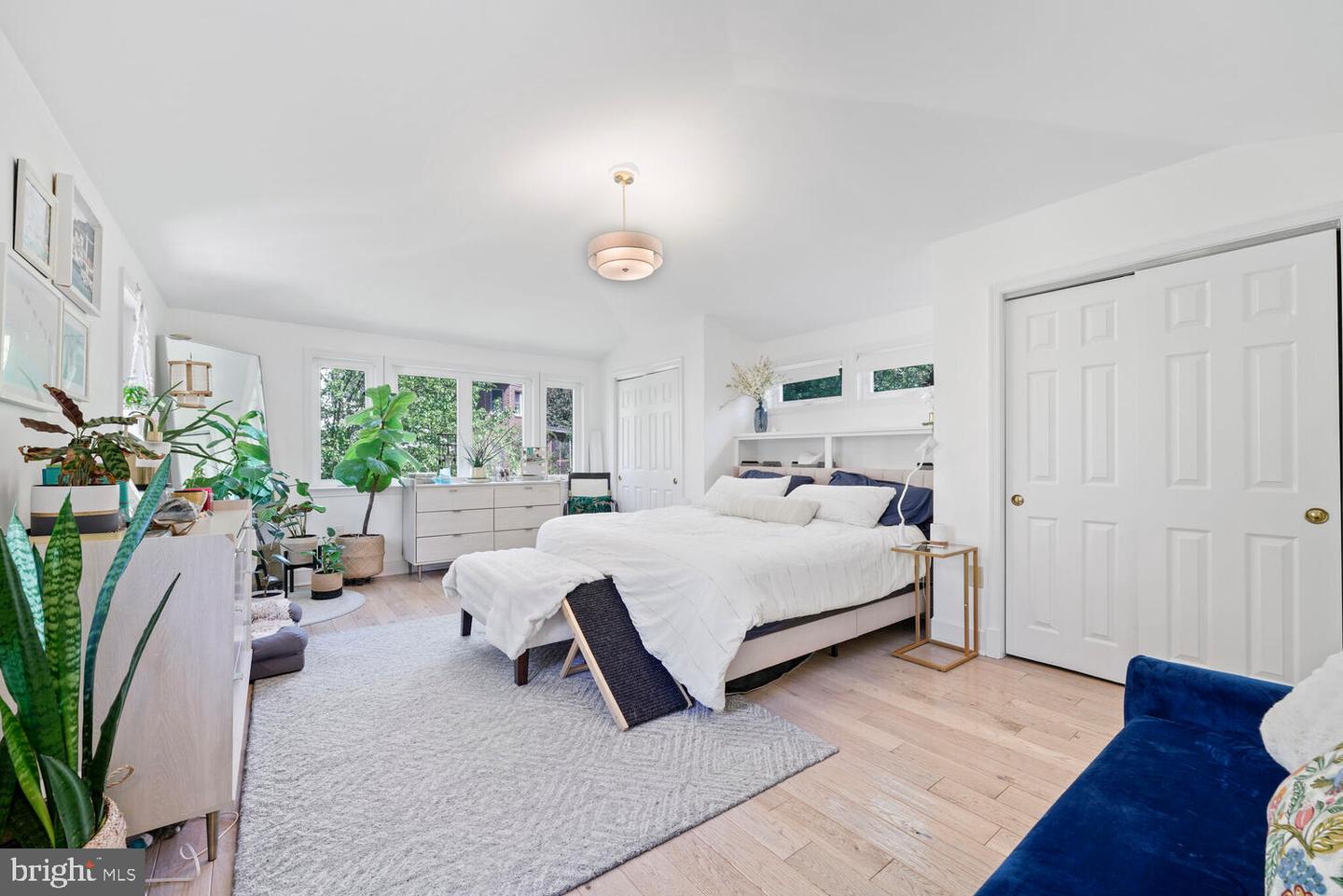 4753 MACARTHUR BLVD NW, WASHINGTON, District Of Columbia 20007, 3 Bedrooms Bedrooms, ,3 BathroomsBathrooms,Residential,For sale,4753 MACARTHUR BLVD NW,DCDC2193066 MLS # DCDC2193066
