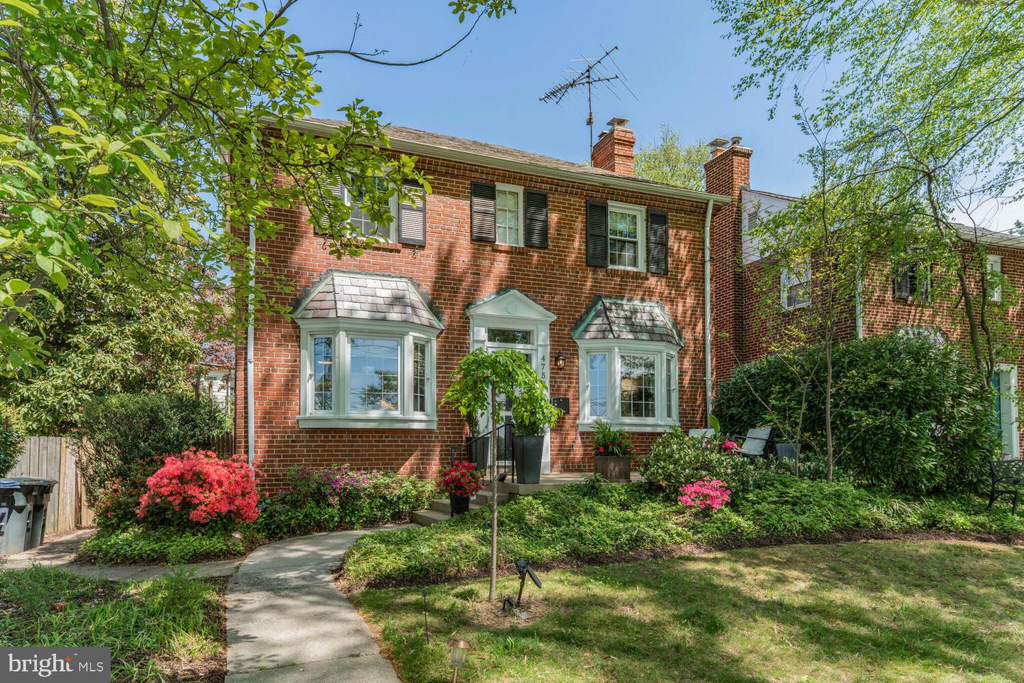 4753 MACARTHUR BLVD NW, WASHINGTON, District Of Columbia 20007, 3 Bedrooms Bedrooms, ,3 BathroomsBathrooms,Residential,For sale,4753 MACARTHUR BLVD NW,DCDC2193066 MLS # DCDC2193066