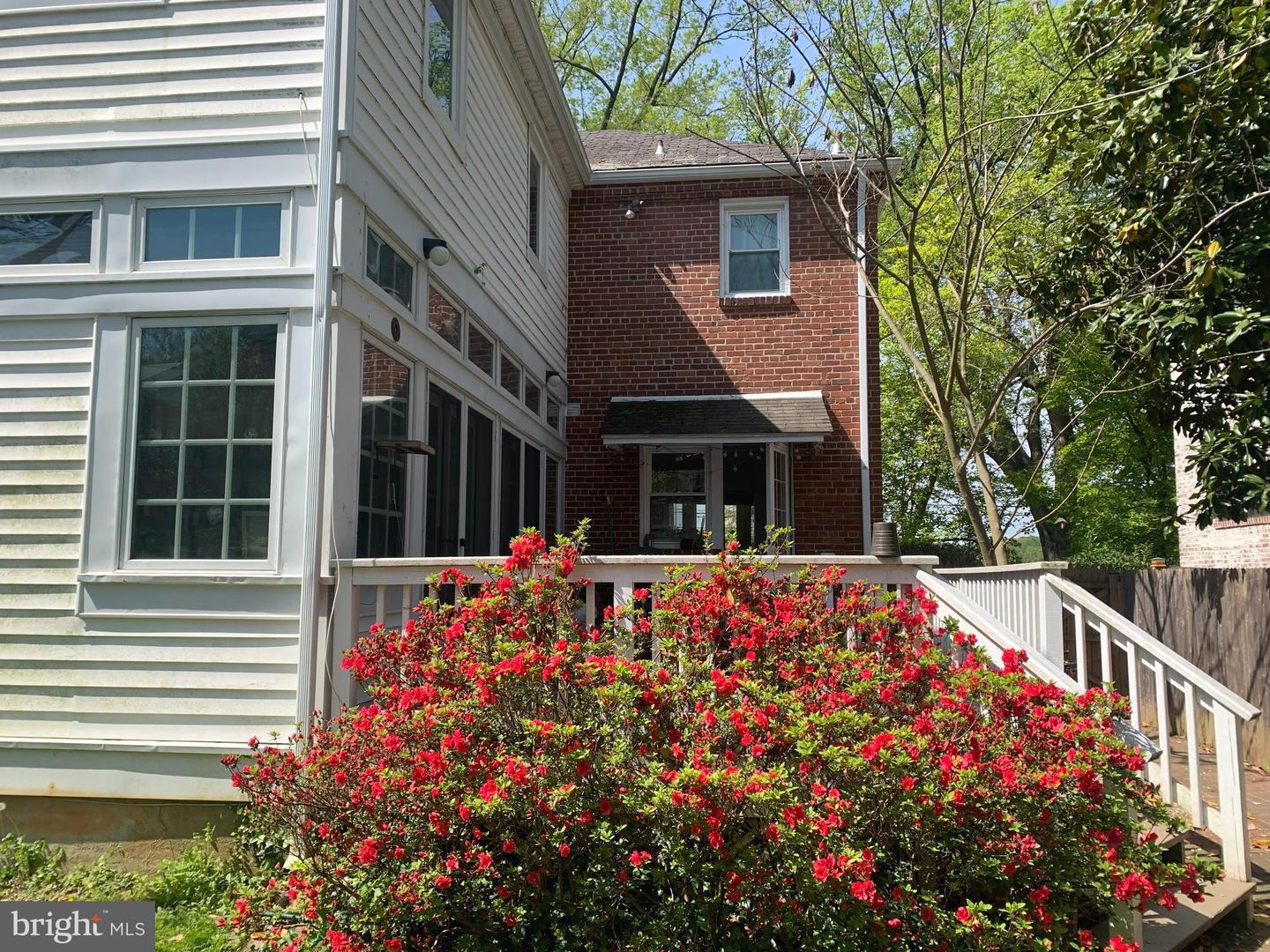 4753 MACARTHUR BLVD NW, WASHINGTON, District Of Columbia 20007, 3 Bedrooms Bedrooms, ,3 BathroomsBathrooms,Residential,For sale,4753 MACARTHUR BLVD NW,DCDC2193066 MLS # DCDC2193066