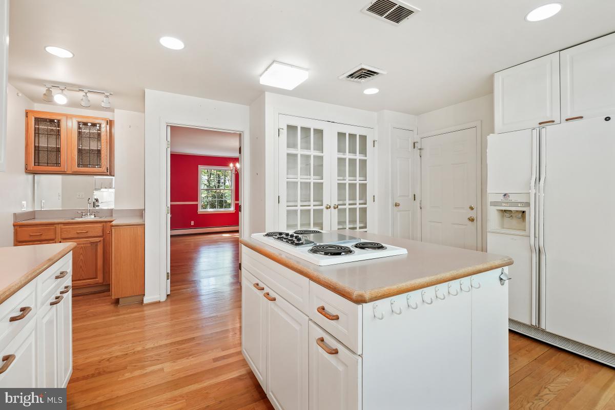 12124 STIRRUP RD, RESTON, Virginia 20191, 4 Bedrooms Bedrooms, ,2 BathroomsBathrooms,Residential,For sale,12124 STIRRUP RD,VAFX2231586 MLS # VAFX2231586