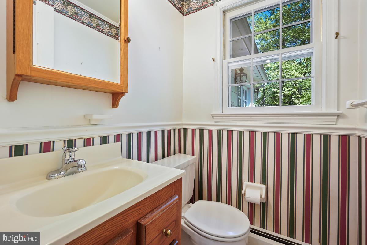 12124 STIRRUP RD, RESTON, Virginia 20191, 4 Bedrooms Bedrooms, ,2 BathroomsBathrooms,Residential,For sale,12124 STIRRUP RD,VAFX2231586 MLS # VAFX2231586