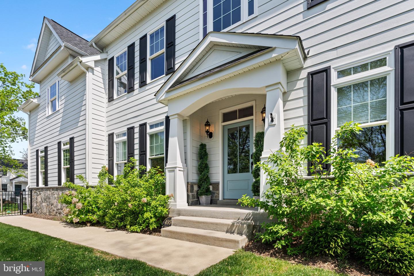 4950 34TH ST N, ARLINGTON, Virginia 22207, 5 Bedrooms Bedrooms, ,4 BathroomsBathrooms,Residential,For sale,4950 34TH ST N,VAAR2055420 MLS # VAAR2055420