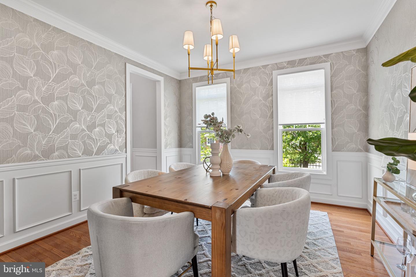 4950 34TH ST N, ARLINGTON, Virginia 22207, 5 Bedrooms Bedrooms, ,4 BathroomsBathrooms,Residential,For sale,4950 34TH ST N,VAAR2055420 MLS # VAAR2055420
