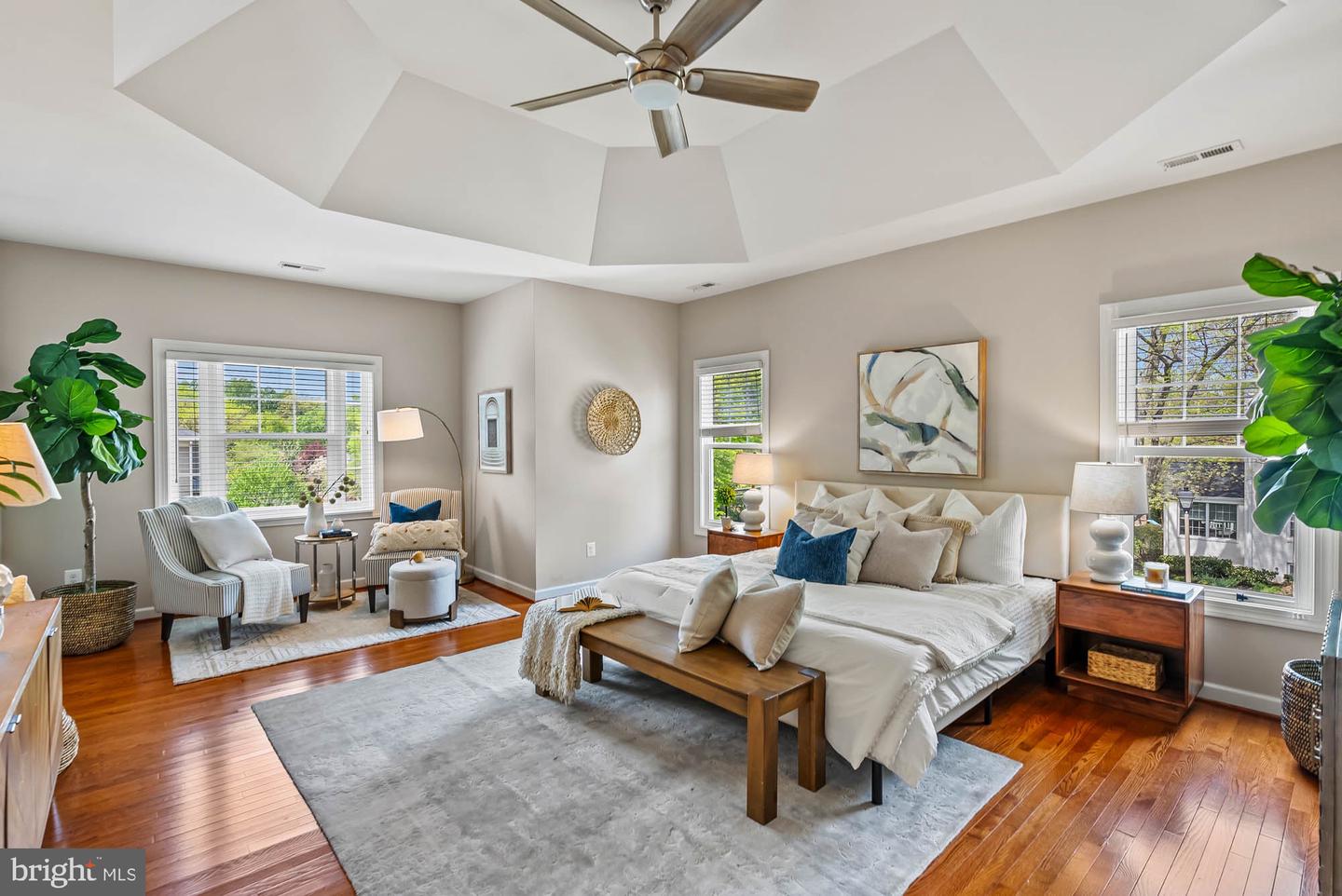 4950 34TH ST N, ARLINGTON, Virginia 22207, 5 Bedrooms Bedrooms, ,4 BathroomsBathrooms,Residential,For sale,4950 34TH ST N,VAAR2055420 MLS # VAAR2055420