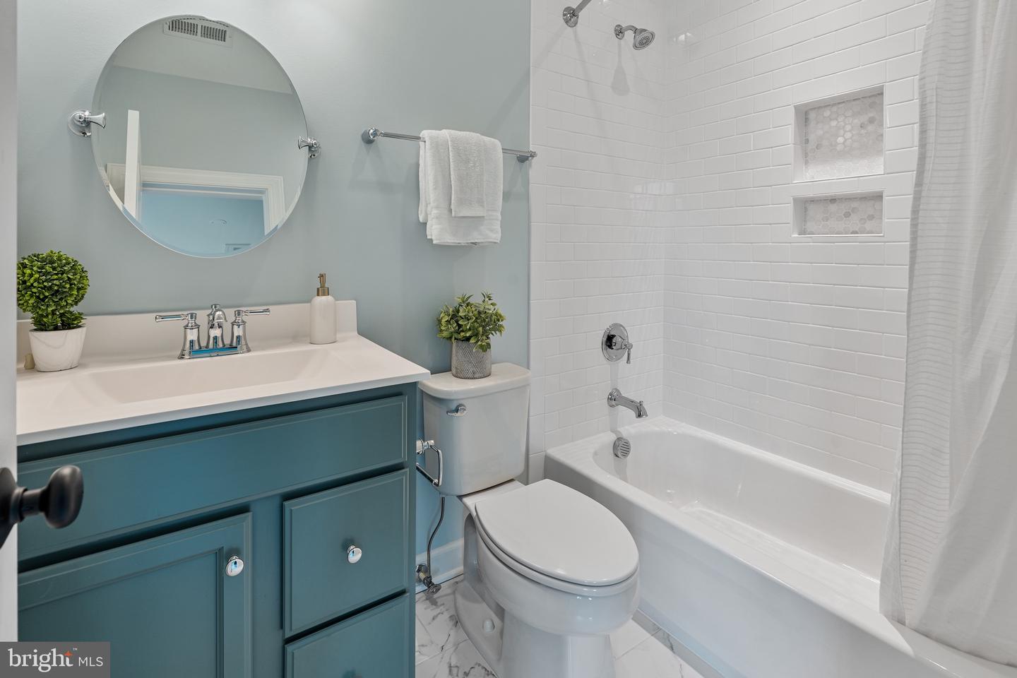 4950 34TH ST N, ARLINGTON, Virginia 22207, 5 Bedrooms Bedrooms, ,4 BathroomsBathrooms,Residential,For sale,4950 34TH ST N,VAAR2055420 MLS # VAAR2055420