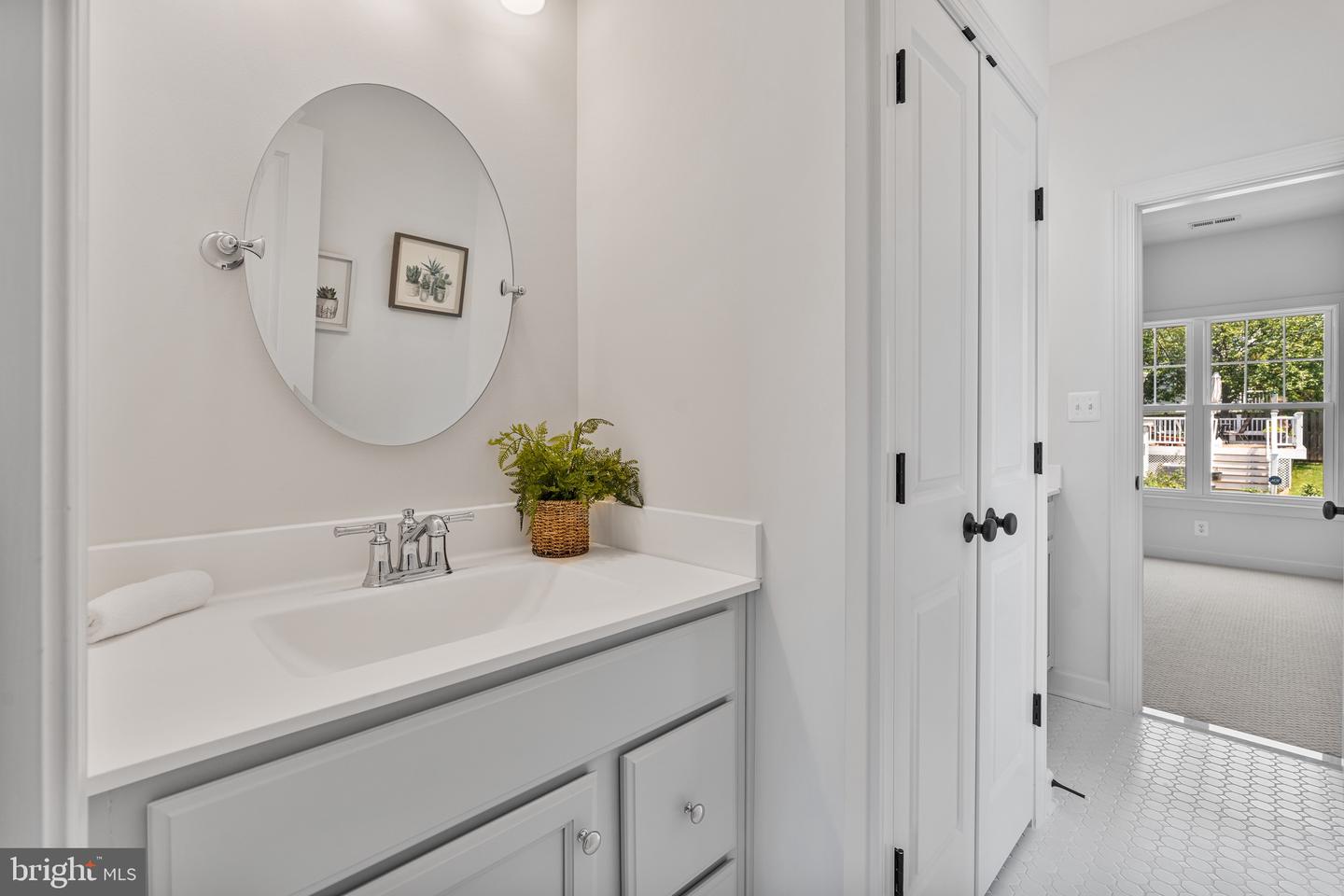 4950 34TH ST N, ARLINGTON, Virginia 22207, 5 Bedrooms Bedrooms, ,4 BathroomsBathrooms,Residential,For sale,4950 34TH ST N,VAAR2055420 MLS # VAAR2055420