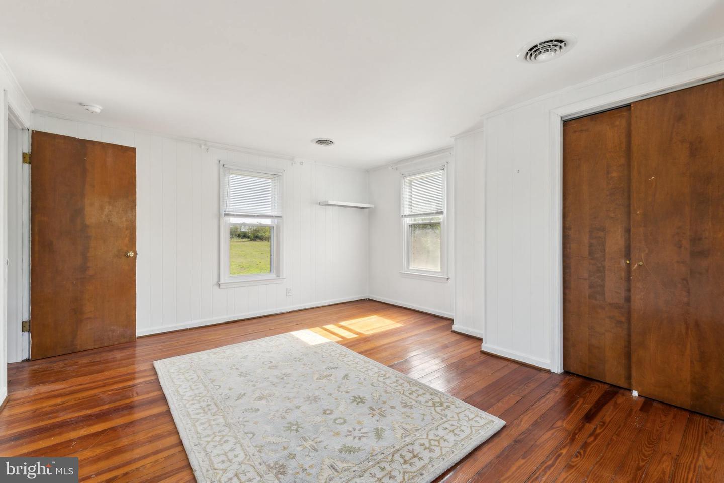 1095 SENSENY RD, BERRYVILLE, Virginia 22611, 3 Bedrooms Bedrooms, ,1 BathroomBathrooms,Residential,For sale,1095 SENSENY RD,VACL2003570 MLS # VACL2003570