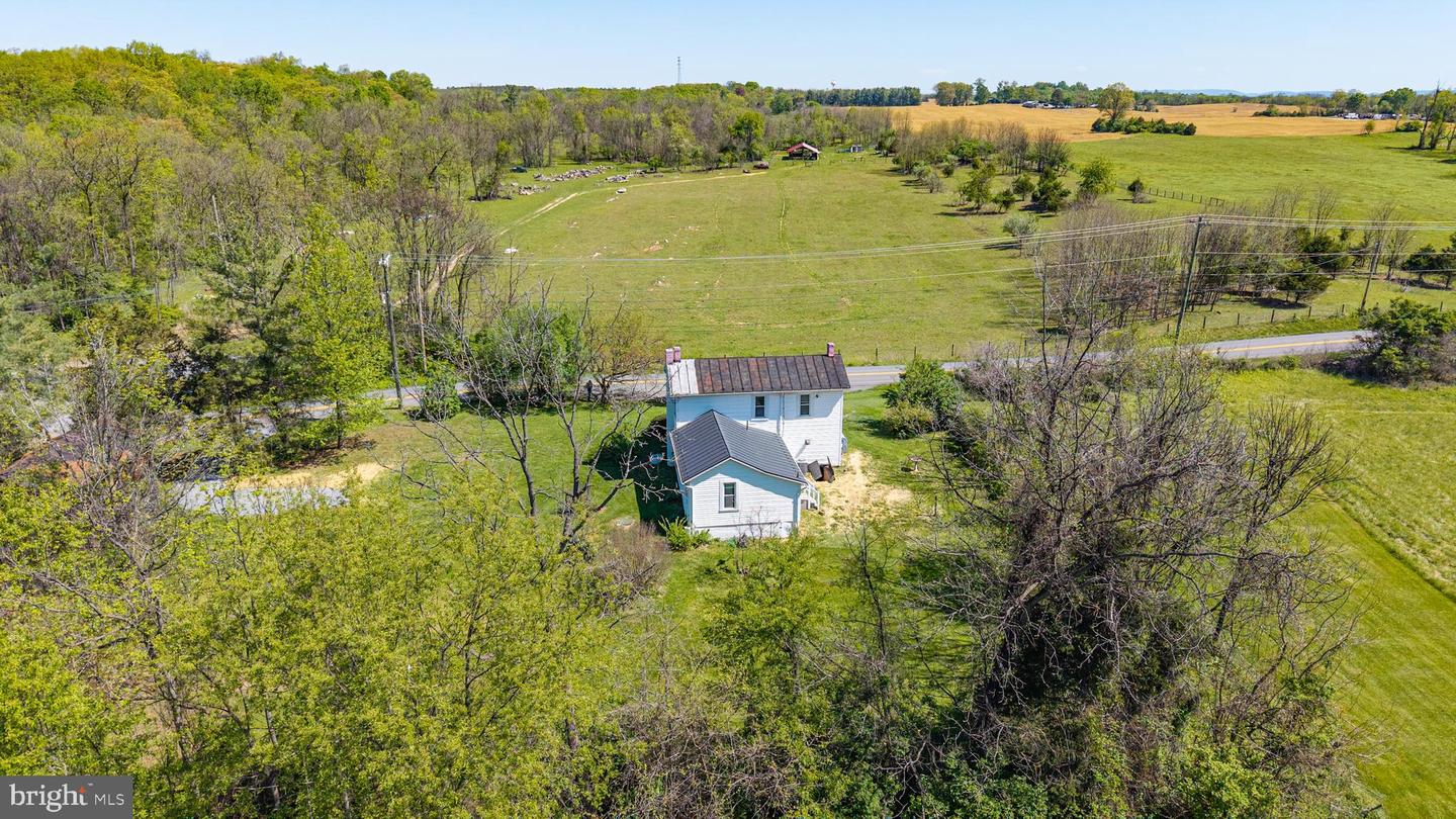 1095 SENSENY RD, BERRYVILLE, Virginia 22611, 3 Bedrooms Bedrooms, ,1 BathroomBathrooms,Residential,For sale,1095 SENSENY RD,VACL2003570 MLS # VACL2003570