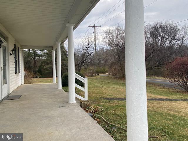 1095 SENSENY RD, BERRYVILLE, Virginia 22611, 3 Bedrooms Bedrooms, ,1 BathroomBathrooms,Residential,For sale,1095 SENSENY RD,VACL2003570 MLS # VACL2003570