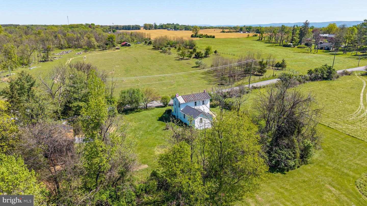 1095 SENSENY RD, BERRYVILLE, Virginia 22611, 3 Bedrooms Bedrooms, ,1 BathroomBathrooms,Residential,For sale,1095 SENSENY RD,VACL2003570 MLS # VACL2003570