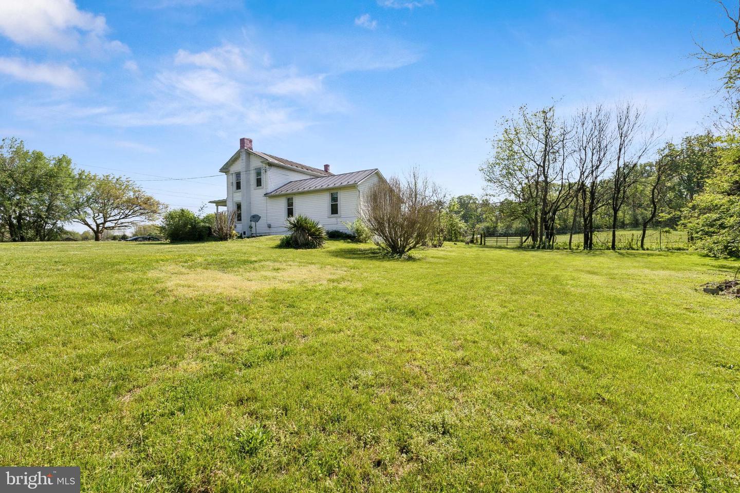 1095 SENSENY RD, BERRYVILLE, Virginia 22611, 3 Bedrooms Bedrooms, ,1 BathroomBathrooms,Residential,For sale,1095 SENSENY RD,VACL2003570 MLS # VACL2003570