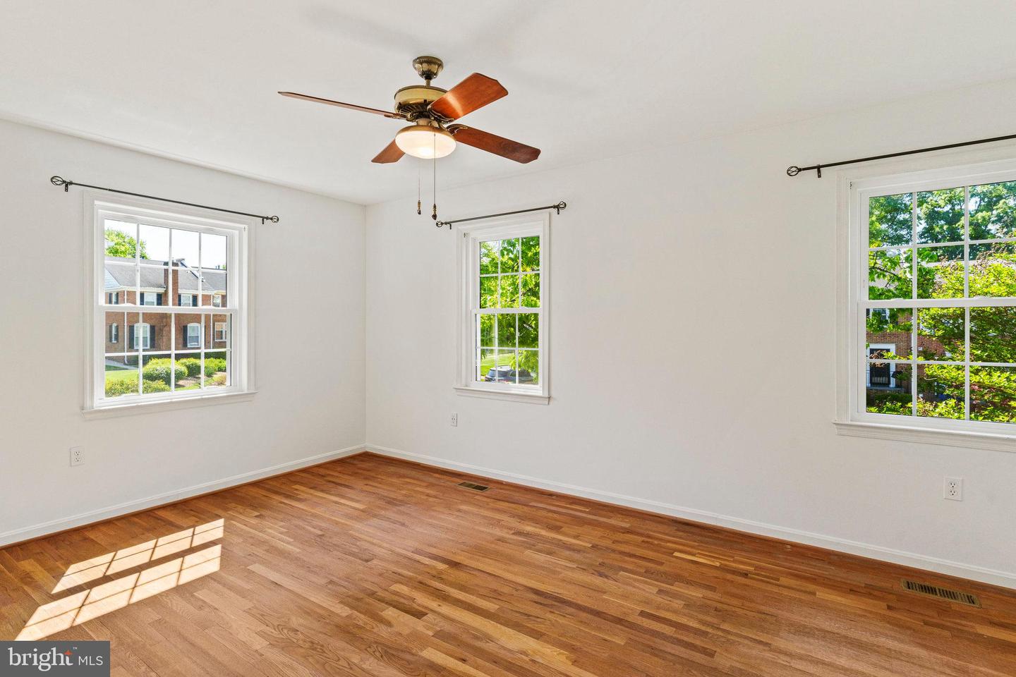 7034 BRADWOOD CT, SPRINGFIELD, Virginia 22151, 3 Bedrooms Bedrooms, ,3 BathroomsBathrooms,Residential,For sale,7034 BRADWOOD CT,VAFX2232148 MLS # VAFX2232148