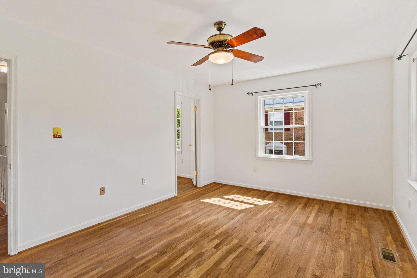 7034 BRADWOOD CT, SPRINGFIELD, Virginia 22151, 3 Bedrooms Bedrooms, ,3 BathroomsBathrooms,Residential,For sale,7034 BRADWOOD CT,VAFX2232148 MLS # VAFX2232148
