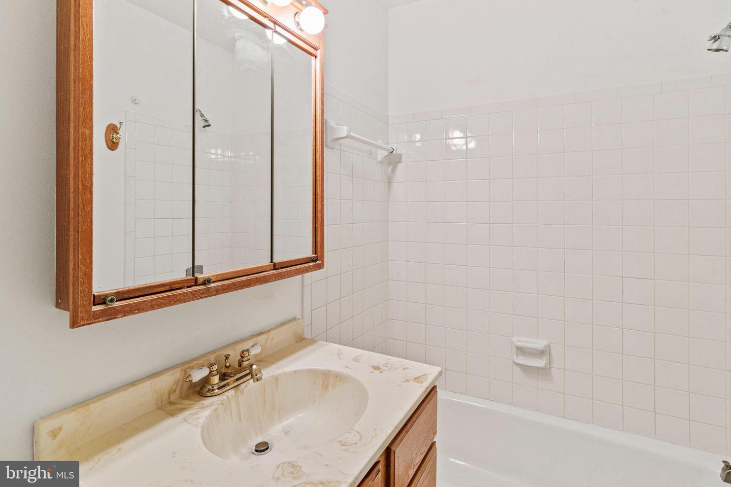 7034 BRADWOOD CT, SPRINGFIELD, Virginia 22151, 3 Bedrooms Bedrooms, ,3 BathroomsBathrooms,Residential,For sale,7034 BRADWOOD CT,VAFX2232148 MLS # VAFX2232148