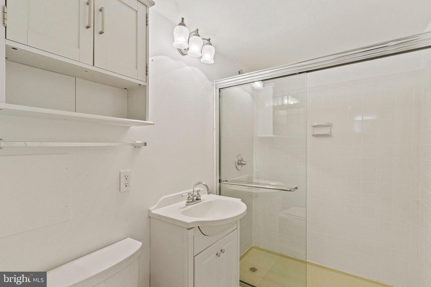 7034 BRADWOOD CT, SPRINGFIELD, Virginia 22151, 3 Bedrooms Bedrooms, ,3 BathroomsBathrooms,Residential,For sale,7034 BRADWOOD CT,VAFX2232148 MLS # VAFX2232148