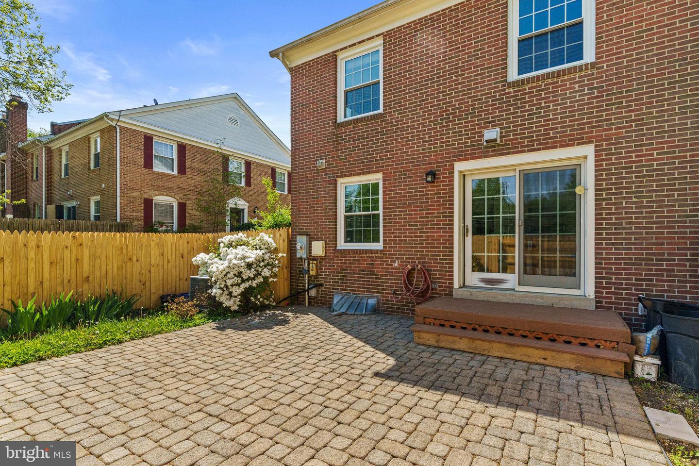 7034 BRADWOOD CT, SPRINGFIELD, Virginia 22151, 3 Bedrooms Bedrooms, ,3 BathroomsBathrooms,Residential,For sale,7034 BRADWOOD CT,VAFX2232148 MLS # VAFX2232148