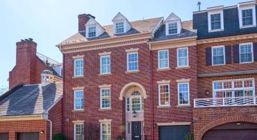 319 S UNION ST, ALEXANDRIA, Virginia 22314, 3 Bedrooms Bedrooms, ,2 BathroomsBathrooms,Residential,For sale,319 S UNION ST,VAAX2043746 MLS # VAAX2043746